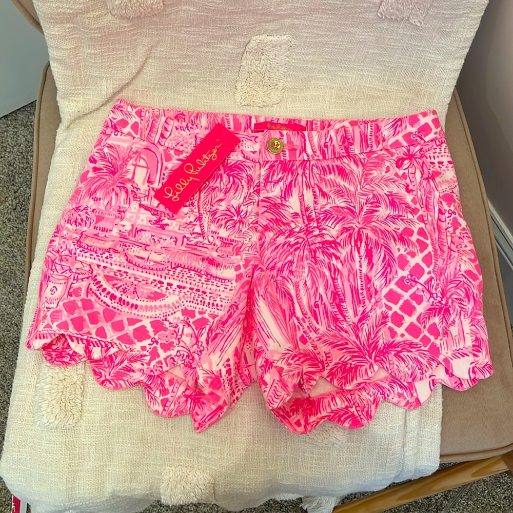 brand new lily pulitzer size six shorts!